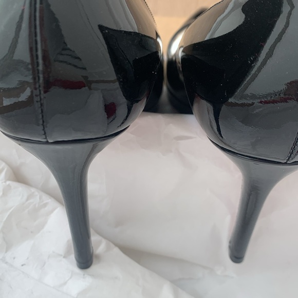 Christian Louboutin Pigalle Plato 37